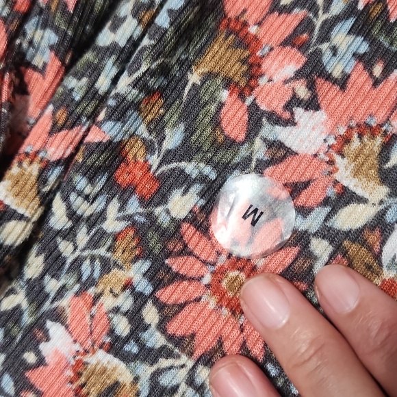 Prince & Fox Floral Ribbed Henley Long-Sleeved Tee Top Shirt Blouse - Picture 7 of 8